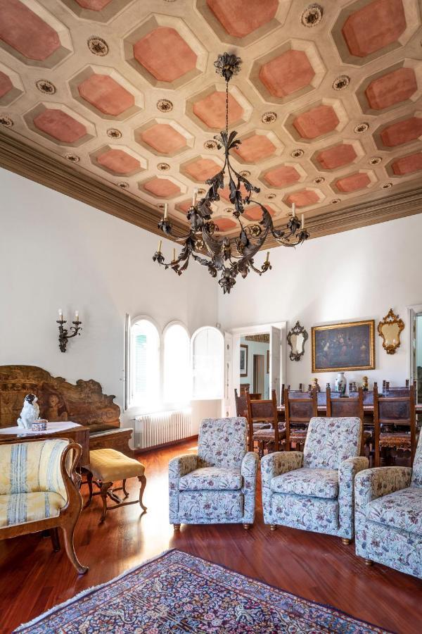 Residenza Palazzo Marchesini Bed & Breakfast Болоня Екстериор снимка
