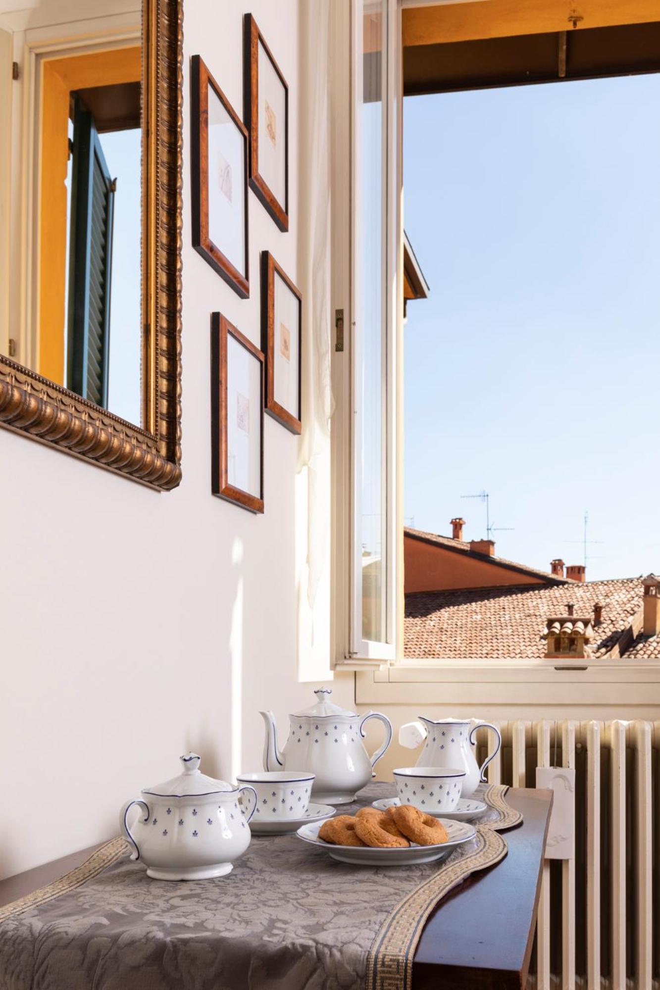 Residenza Palazzo Marchesini Bed & Breakfast Болоня Екстериор снимка