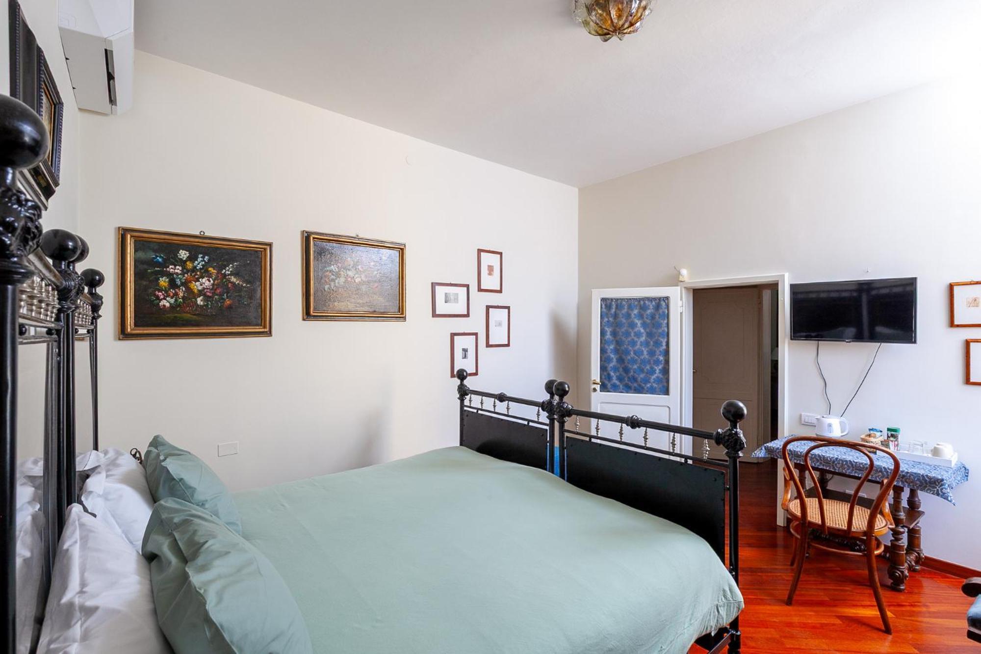 Residenza Palazzo Marchesini Bed & Breakfast Болоня Екстериор снимка